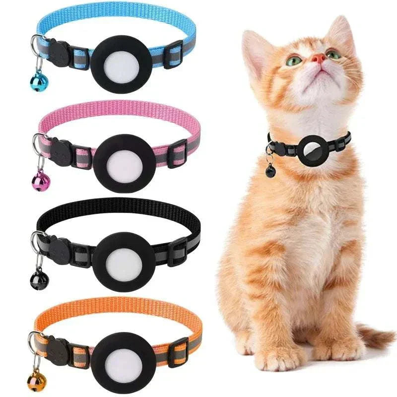Pet AirTag collar case for cats and dogs in four colors, featuring a secure holder and stylish design.