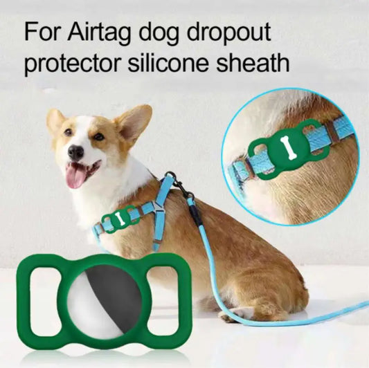 Durable silicone Airtag case on dog collar for GPS pet tracking.